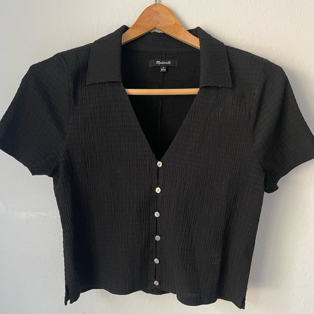 Madewell Black Cropped Crinkled Y-Neck Button Down, Medium